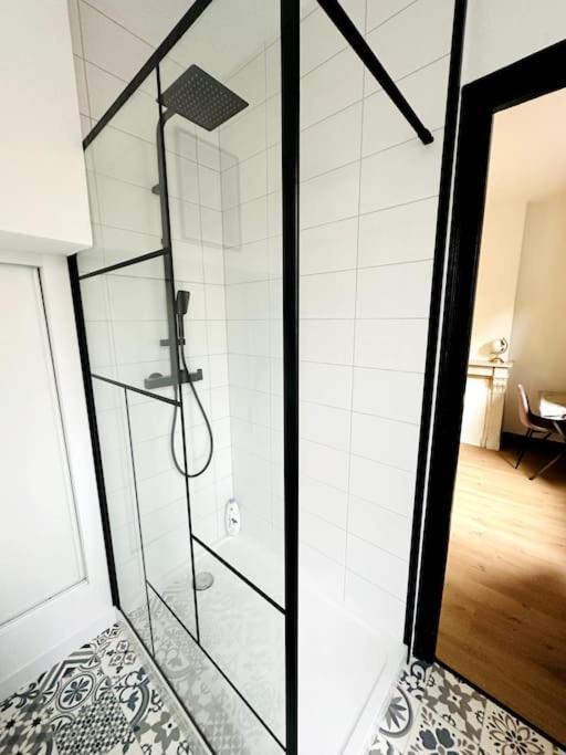 Apartament Le Moderne Charleville-Mézières Zewnętrze zdjęcie