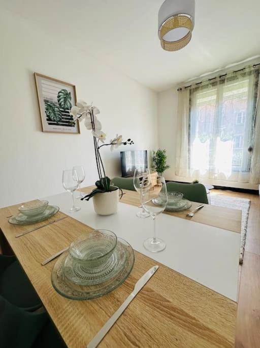 Apartament Le Moderne Charleville-Mézières Zewnętrze zdjęcie