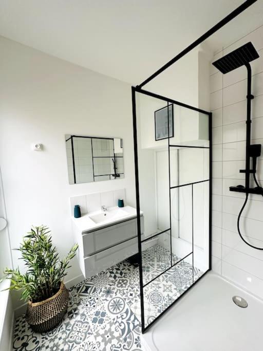 Apartament Le Moderne Charleville-Mézières Zewnętrze zdjęcie